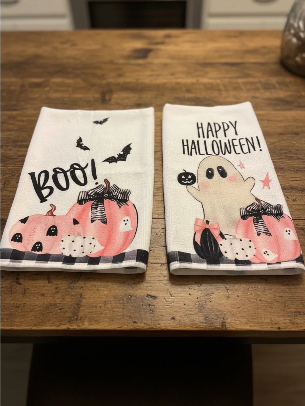 Set of 2 Pink Pumpkin Ghost Halloween Hand Towels Spooky Decor